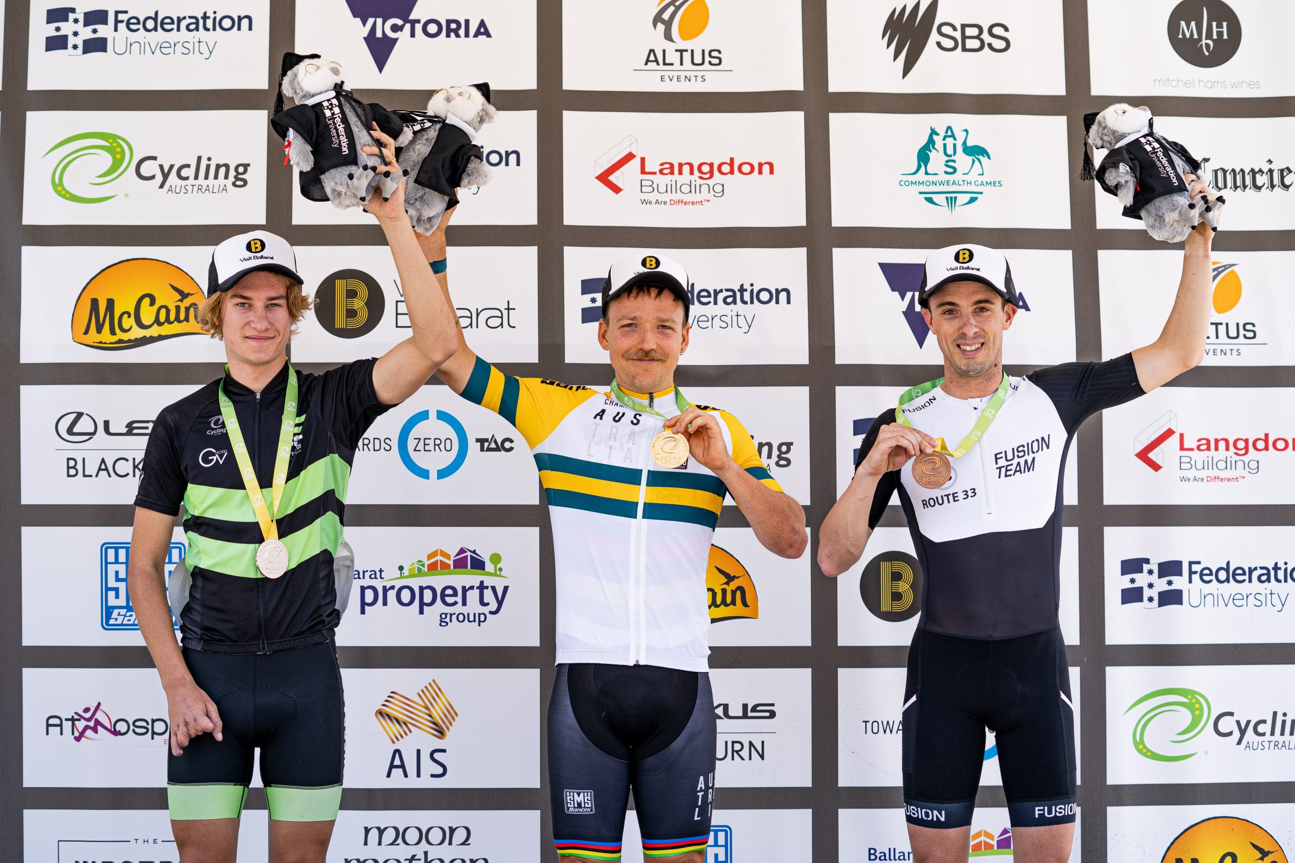 Time trial gold for reigning world champions image