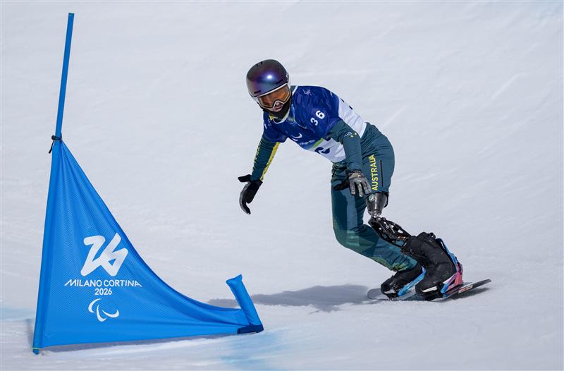 Fuelled By The Love Of Their Families, Snowboard Dads Perform Well In Final Event image