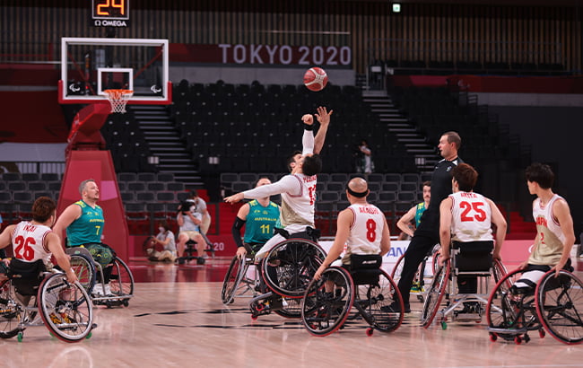 Paralympic Silver Medallists Arrive For Wheelchair Basketball Series image