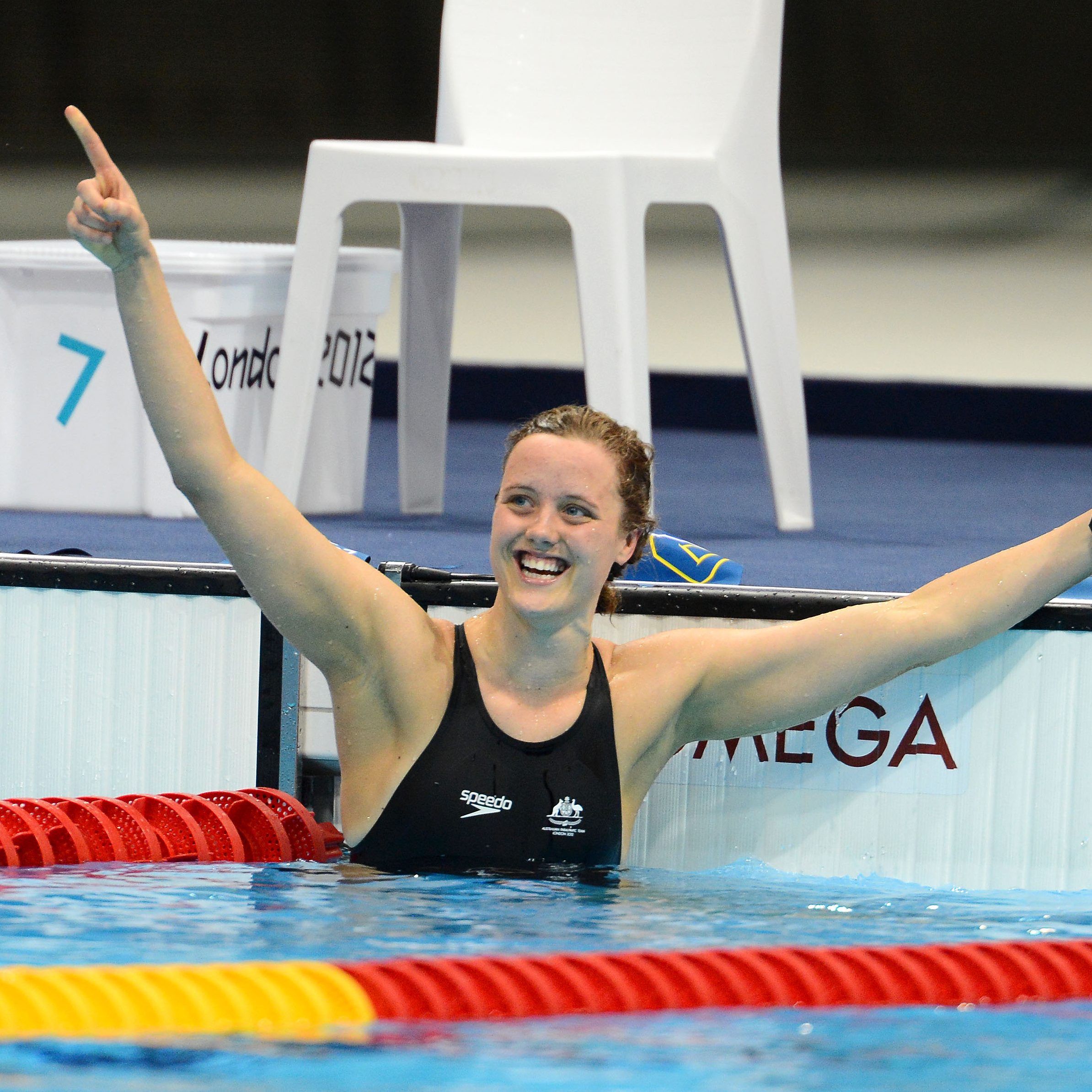 Cole kick-starts Rio campaign with a world record image
