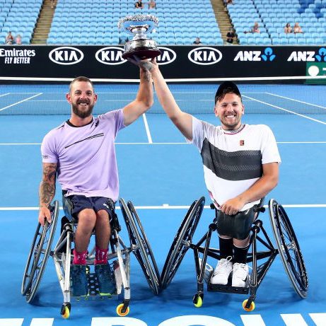 Alcott and Davidson go back-to-back image