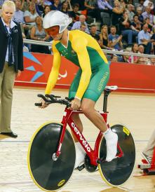 Para-cycling track team announced image