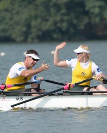 Para-rowing crews lead the way for Australia image