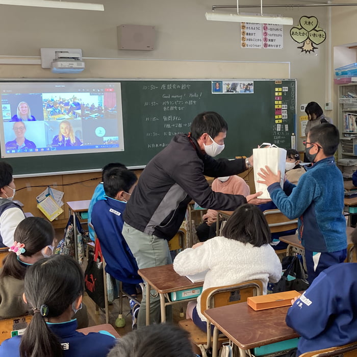 Japanese Schoolkids Enthralled By Aussie Paralympians’ Stories image