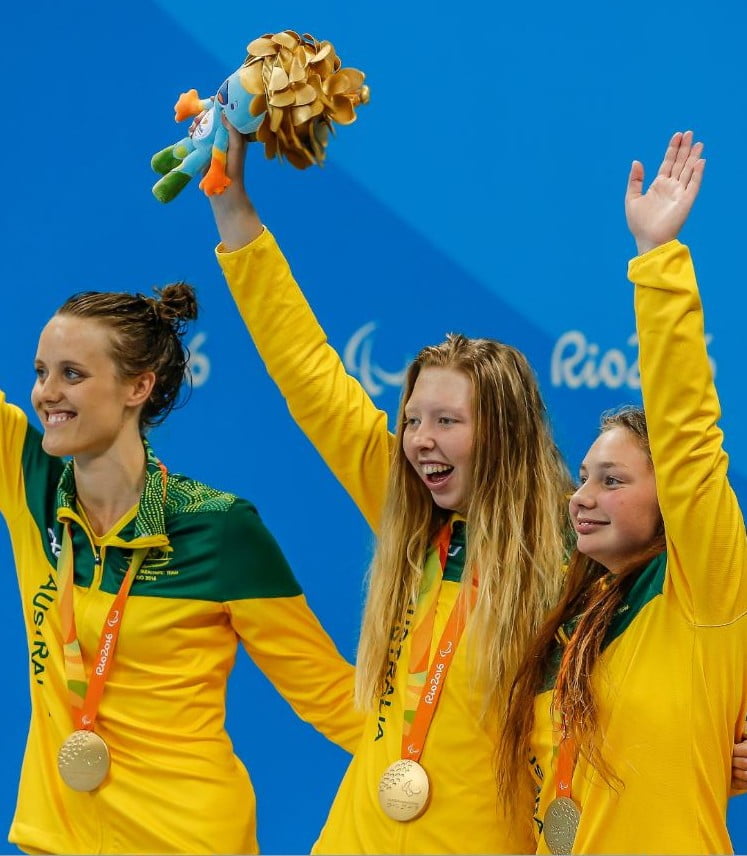 Gold, gold and white gold for Aussie women in the pool image