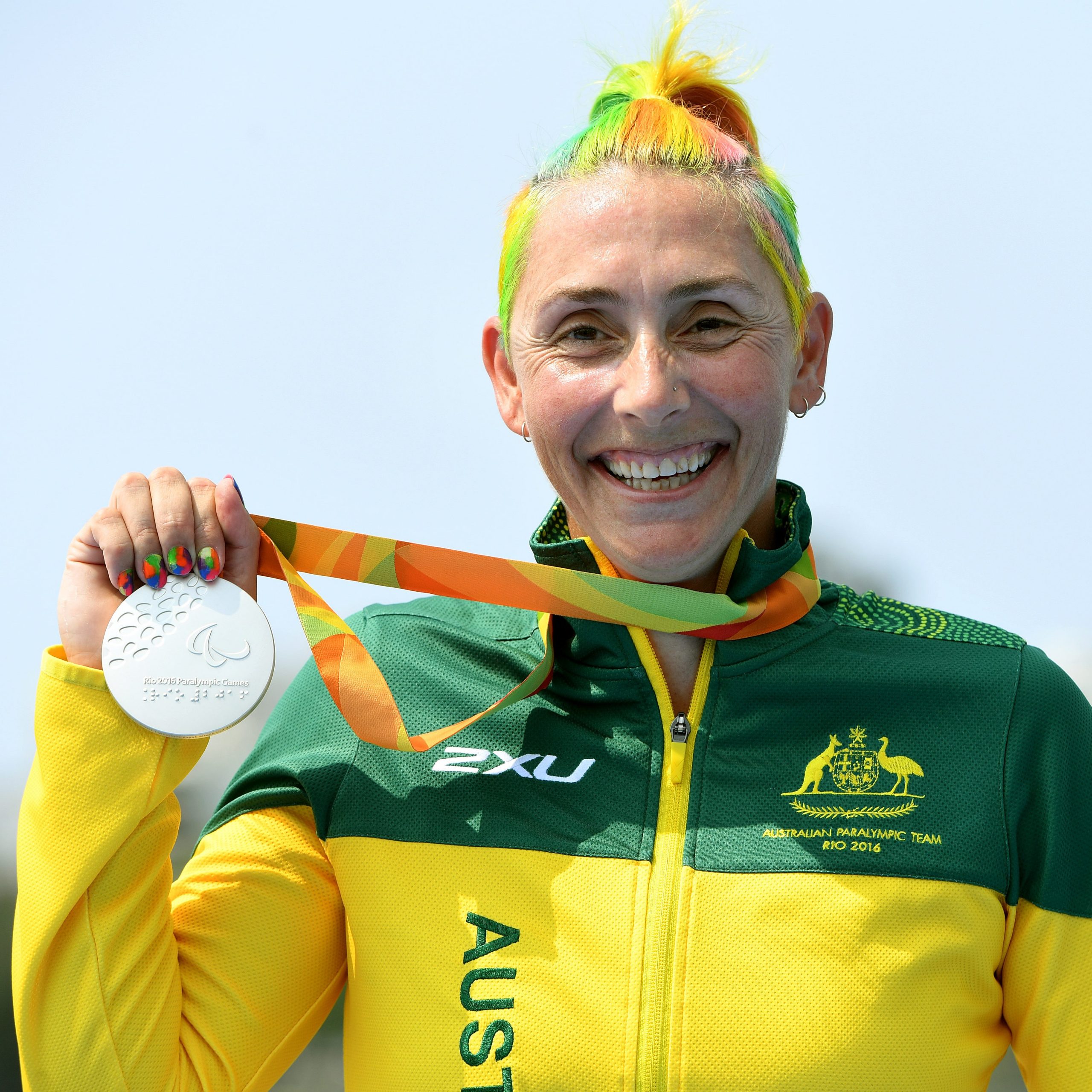 Silver comeback for Reynolds image