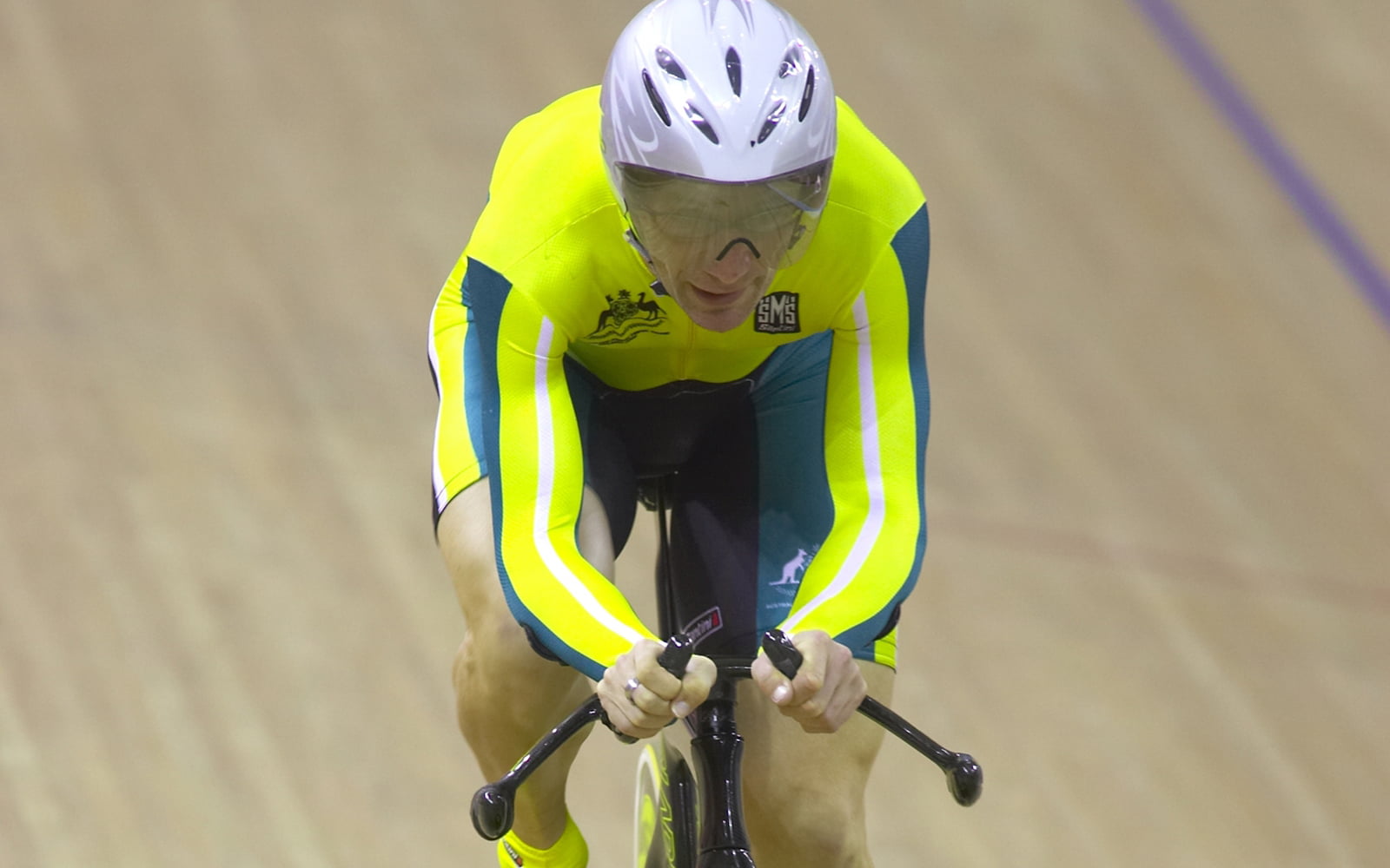 #ThrowbackThursday: Scott bows out with gold image